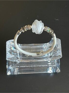 New art Glass Bead wrap Bracelet.